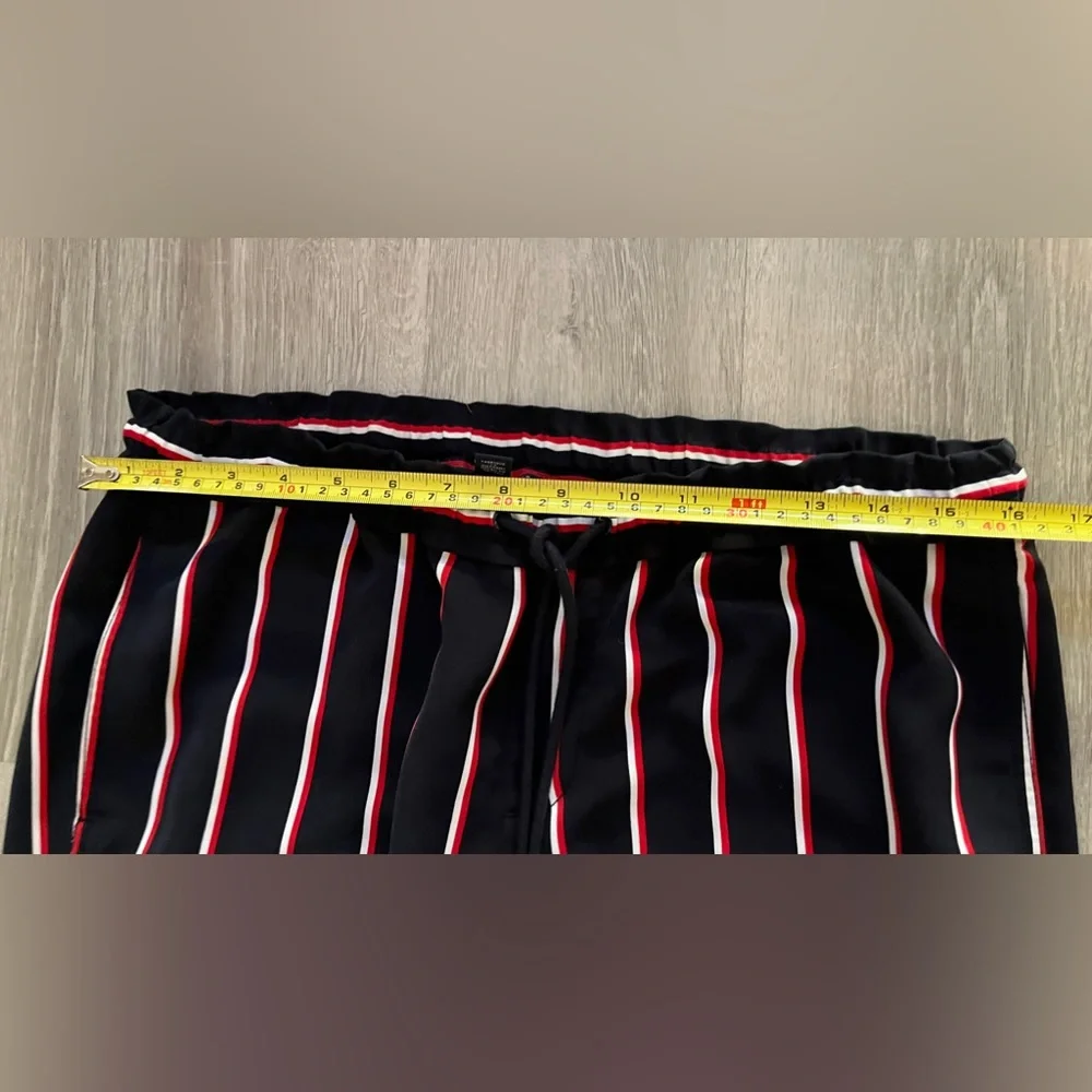 Tommy Hilfiger women’s Wide-Leg Striped Paints